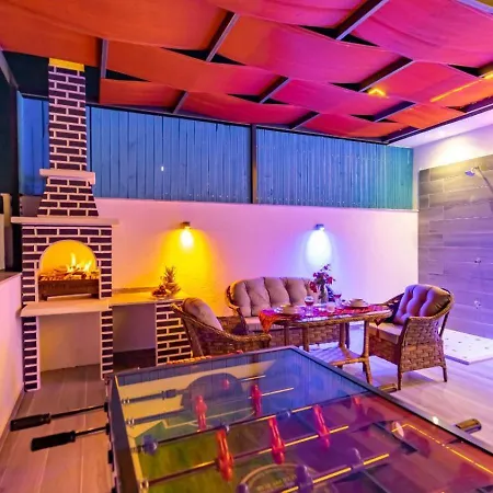 빌라 Goektasi 카스